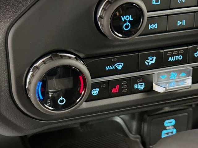 2025 Ford Bronco Outer Banks photo 16