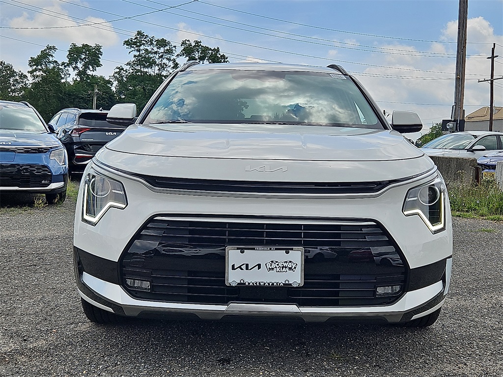 2025 Kia Niro EX Touring photo 2