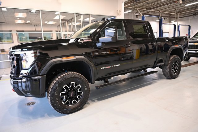 2026 Gmc Sierra 2500 HD AT4X photo 2