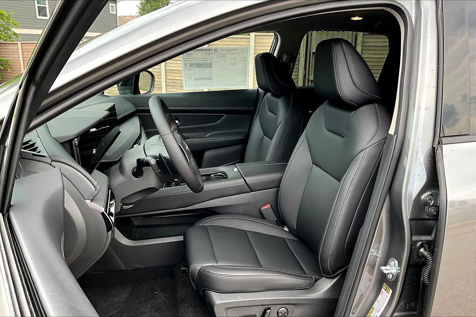 2025 Nissan Murano SV photo 13