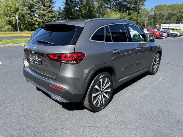2021 Mercedes Benz GLA 250 4MATIC photo 3