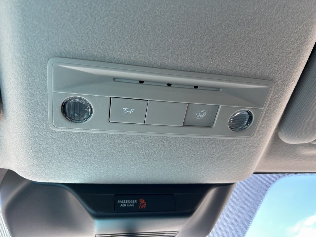 2026 Nissan Kicks SV photo 30