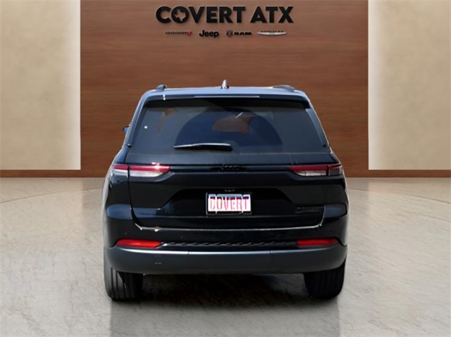 2025 Jeep Grand Cherokee Limited photo 4