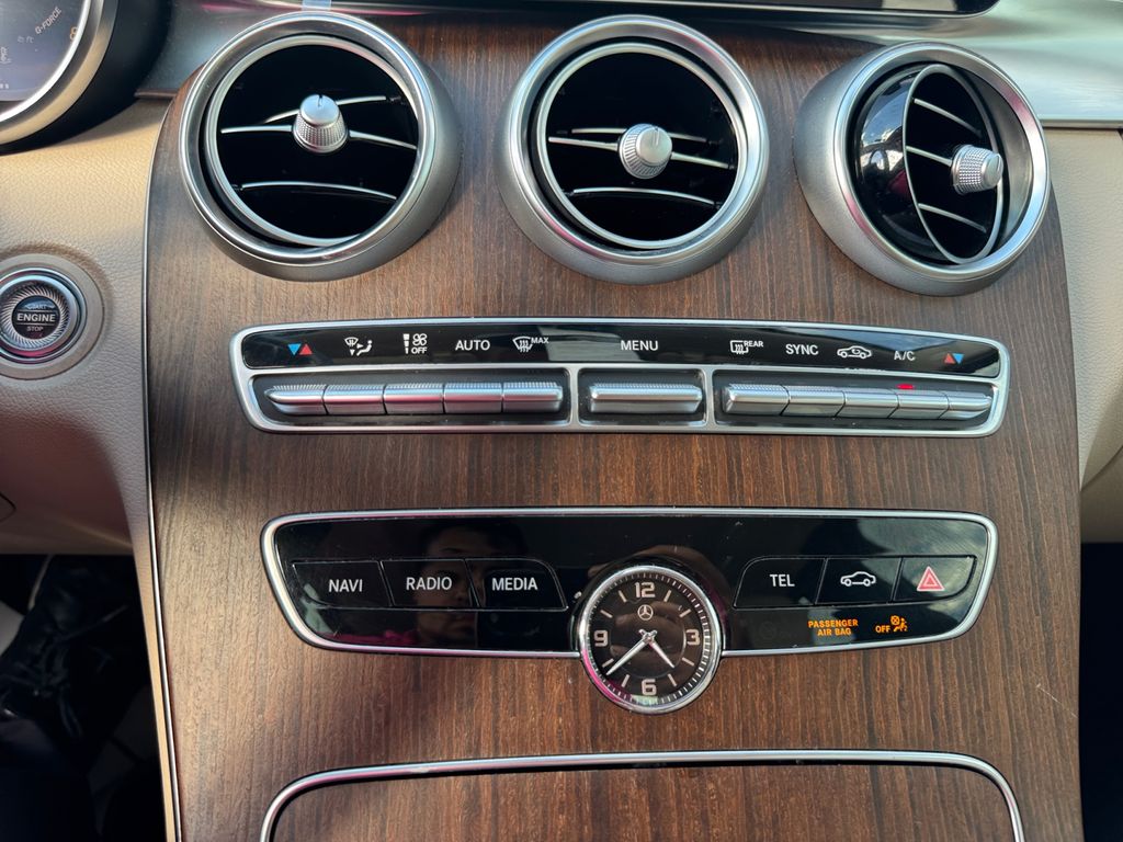 2021 Mercedes Benz C 300 photo 24
