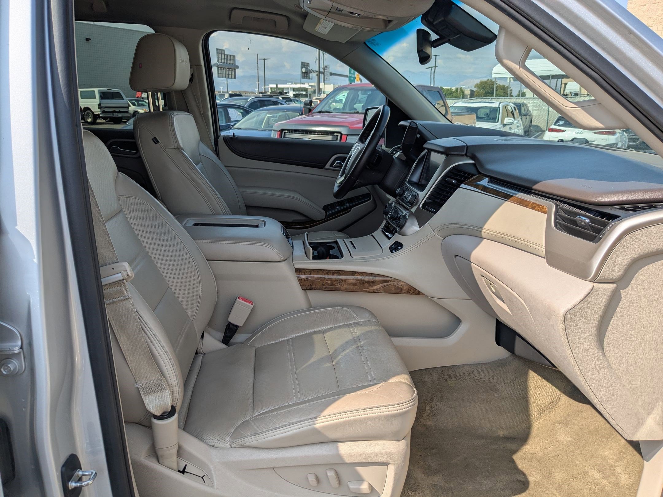2015 Gmc Yukon Denali photo 27