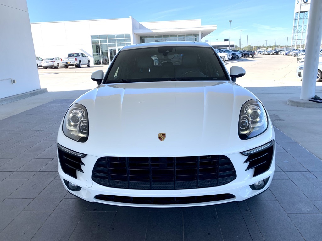 2018 Porsche Macan Base photo 2