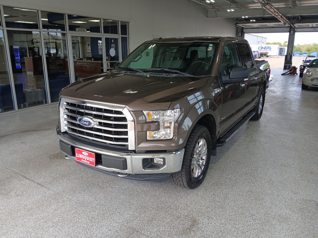 2016 Ford F-150 XLT photo 4