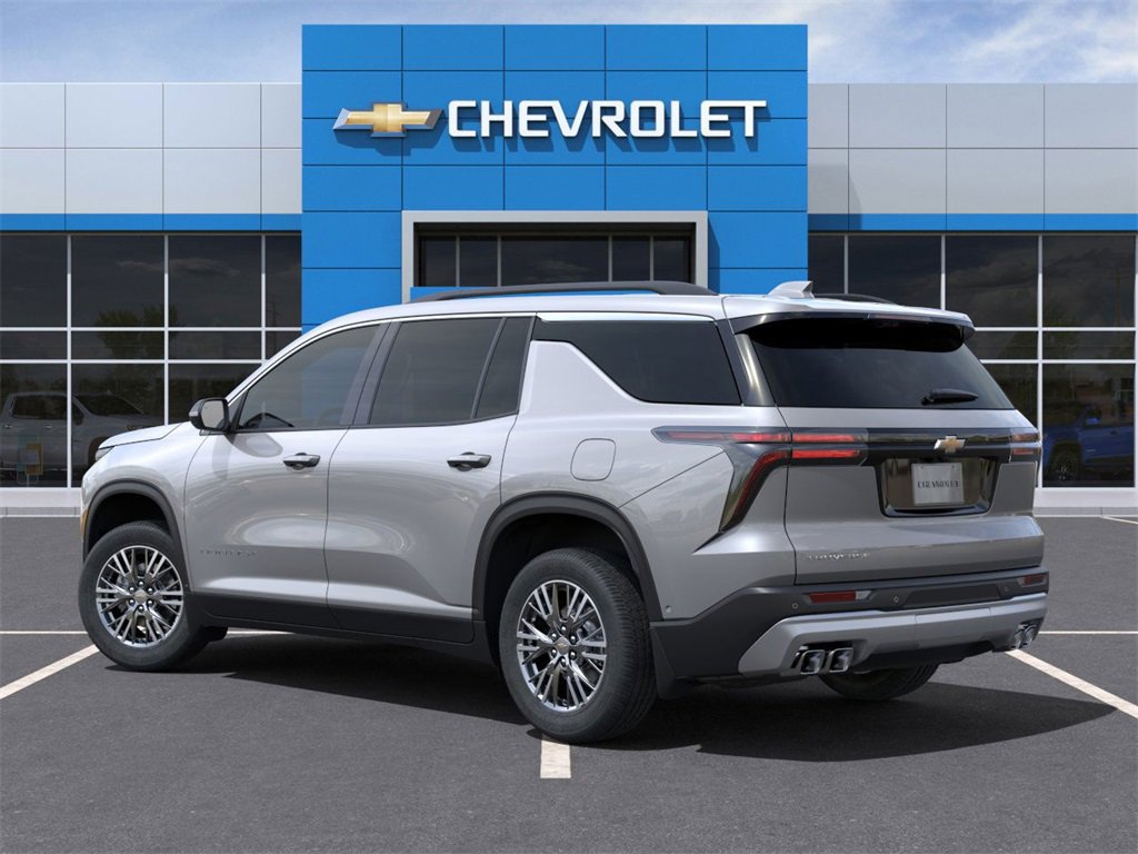 2025 Chevrolet Traverse photo 2