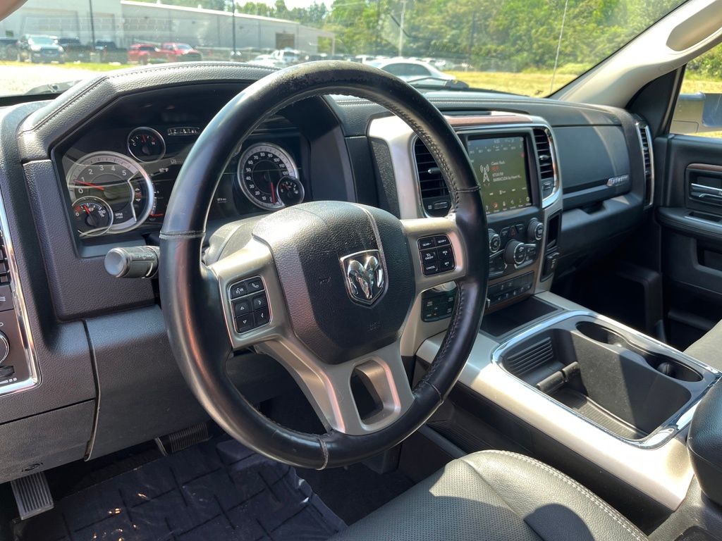 2018 Ram 1500 Laramie photo 11