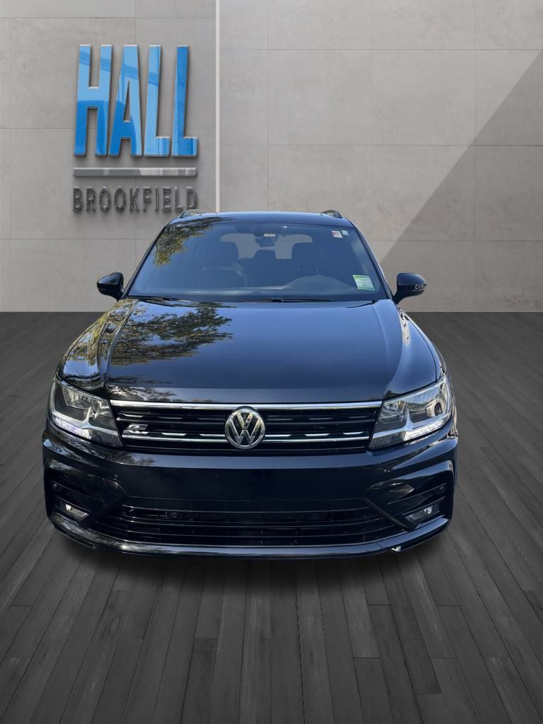 2021 Volkswagen Tiguan SE R-Line Black photo 2