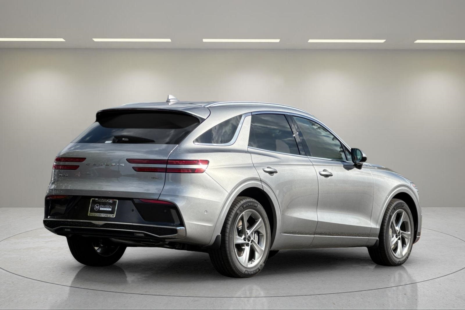 2026 Genesis GV70 2.5T Advanced photo 3