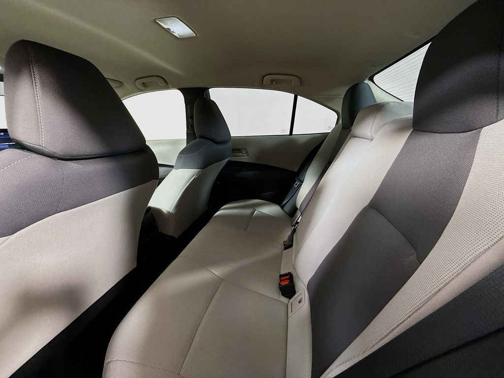 2022 Toyota Corolla LE photo 22