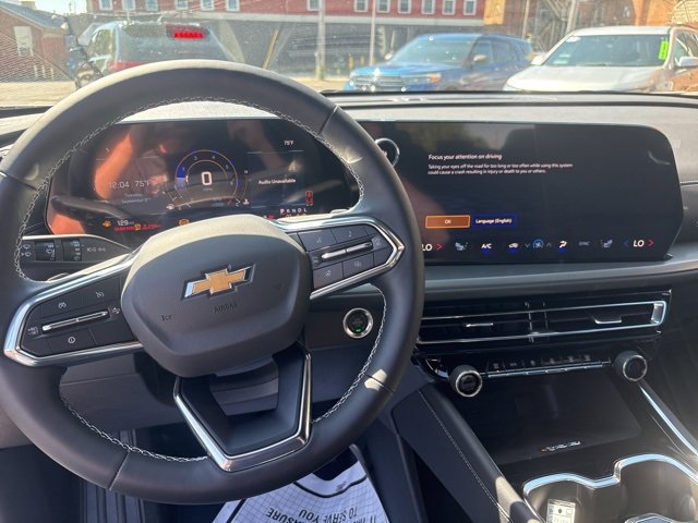 2025 Chevrolet Traverse photo 15