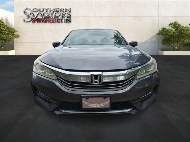 2017 Honda Accord EX photo 3