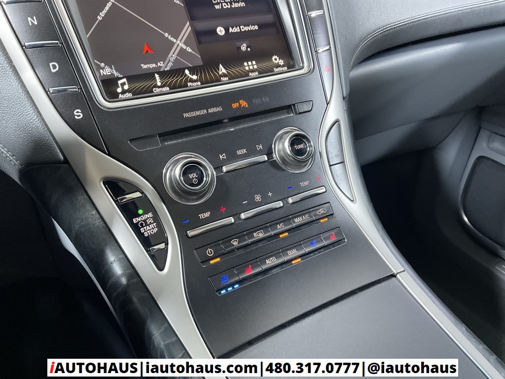 2019 Lincoln Nautilus Reserve photo 25