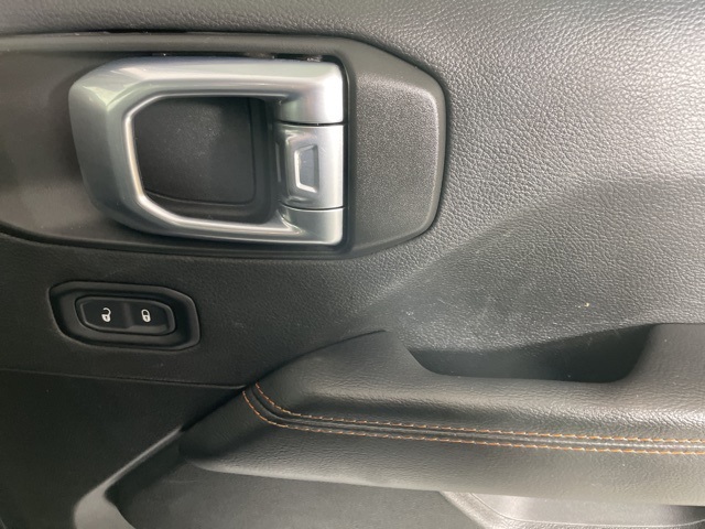 2021 Jeep Gladiator Mojave photo 12