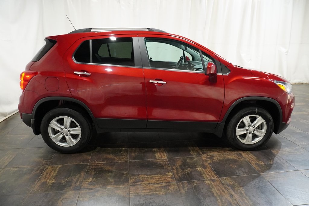 2018 Chevrolet Trax LT photo 3