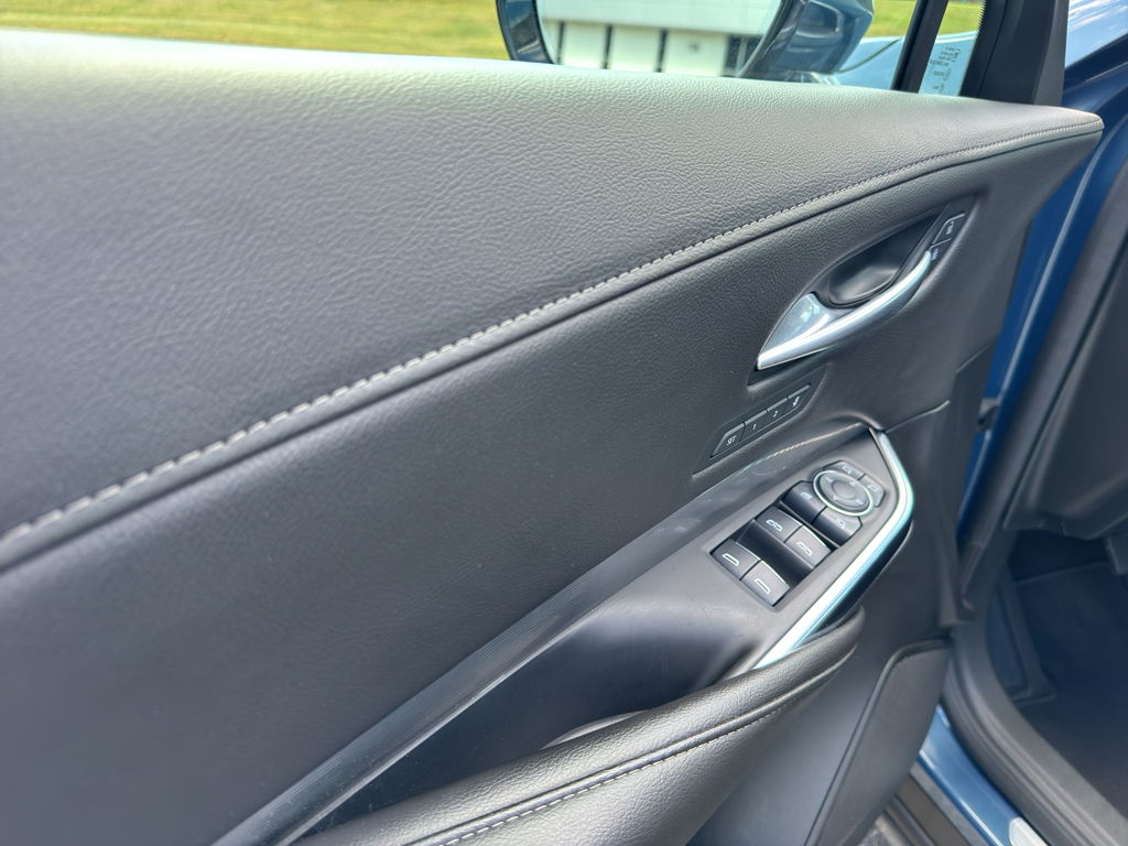 2025 Cadillac XT4 Premium Luxury photo 13