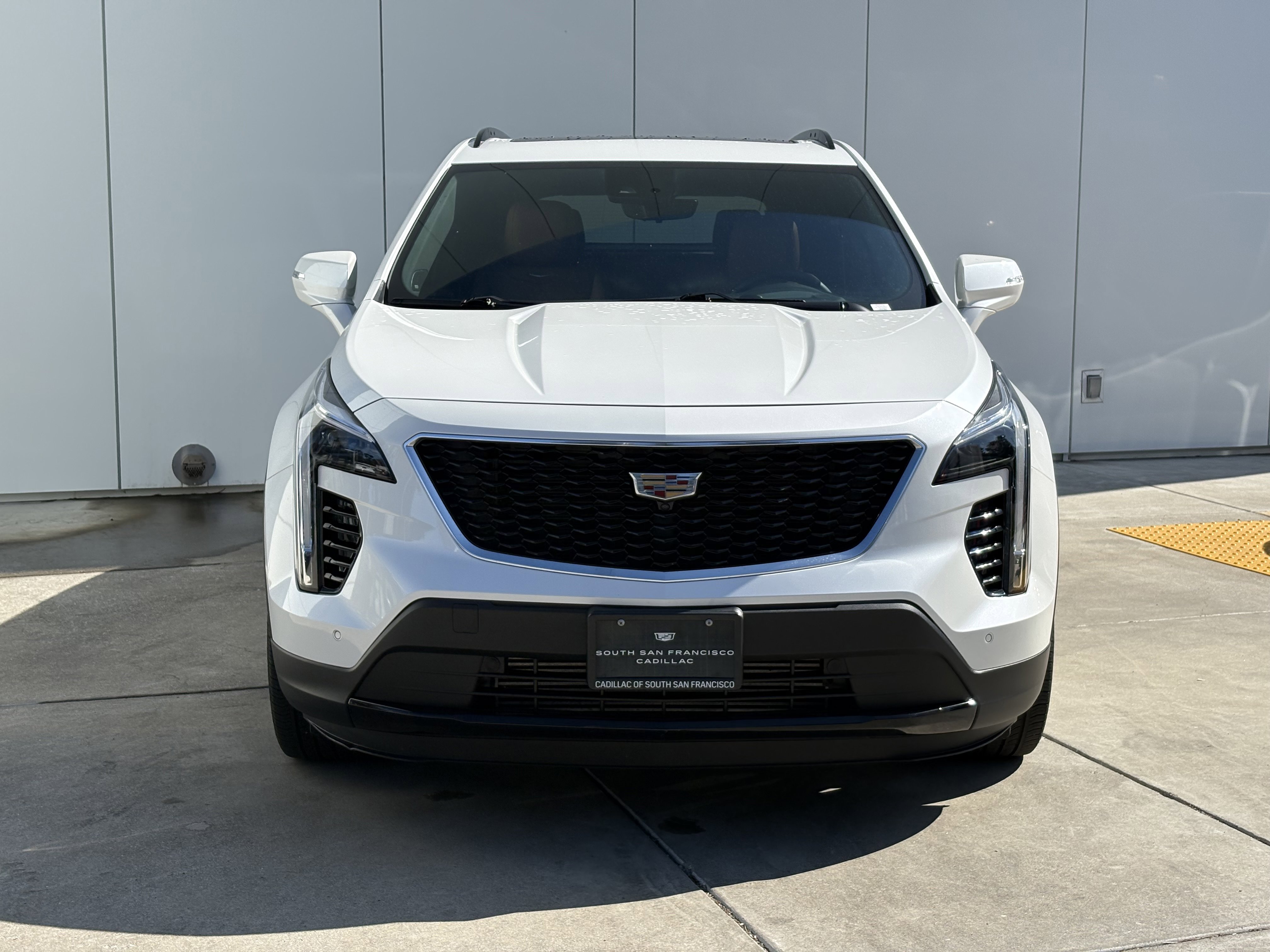 2022 Cadillac XT4 Sport photo 3