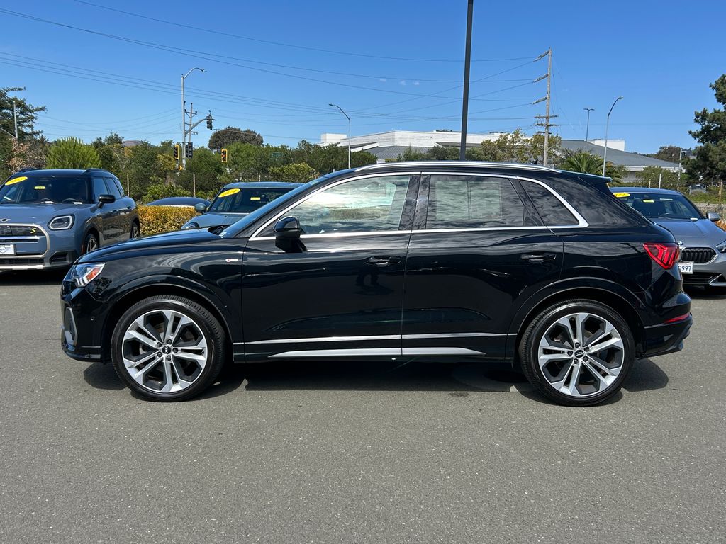 2020 Audi Q3 Prestige S line photo 2
