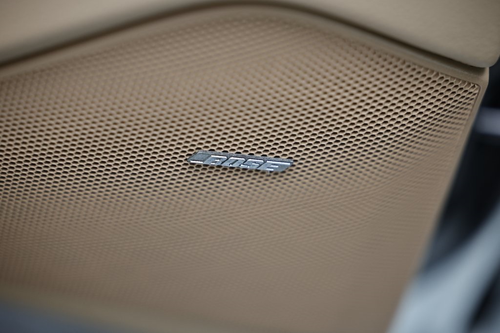 2015 Porsche Panamera Base photo 26