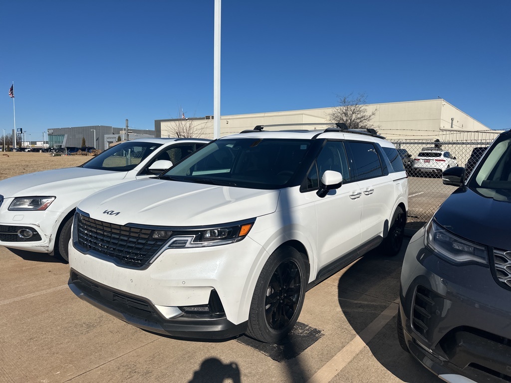 2024 Kia Carnival SX Prestige's photo