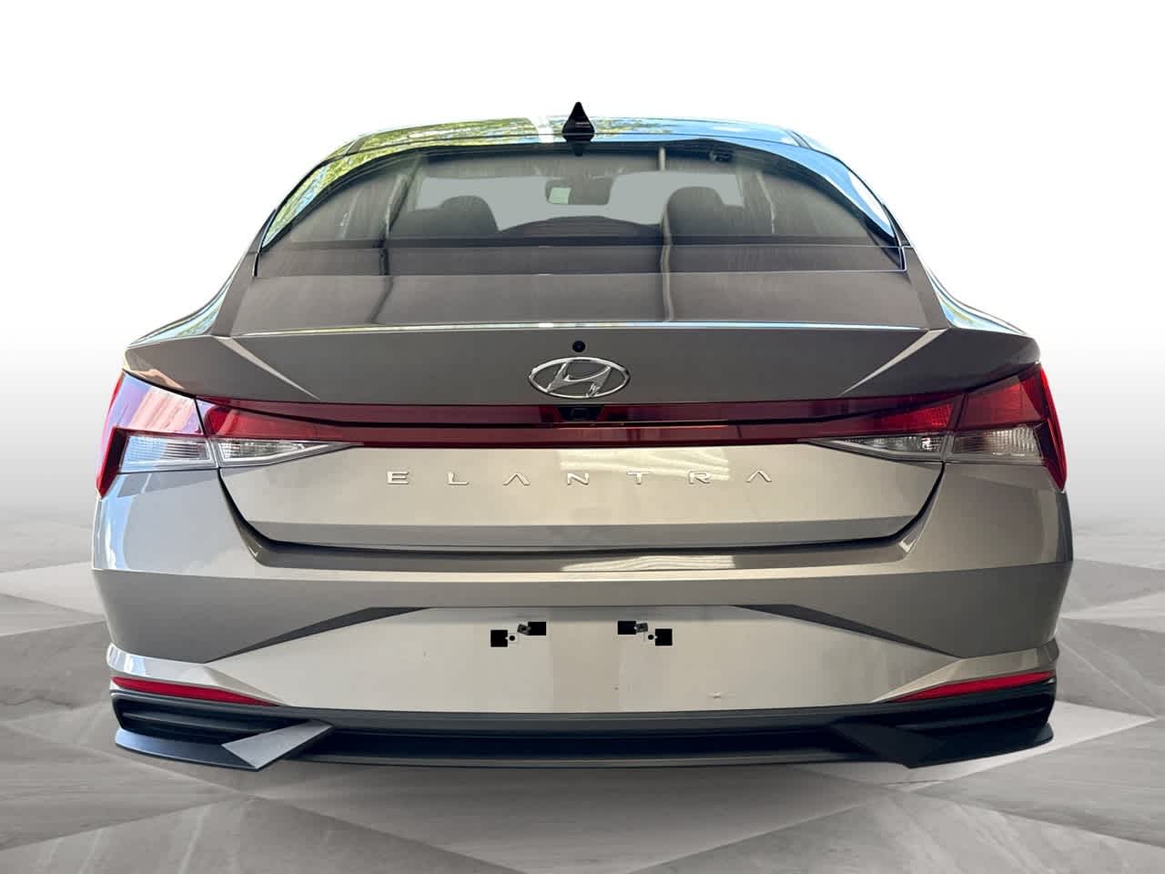 2023 Hyundai Elantra SEL photo 7