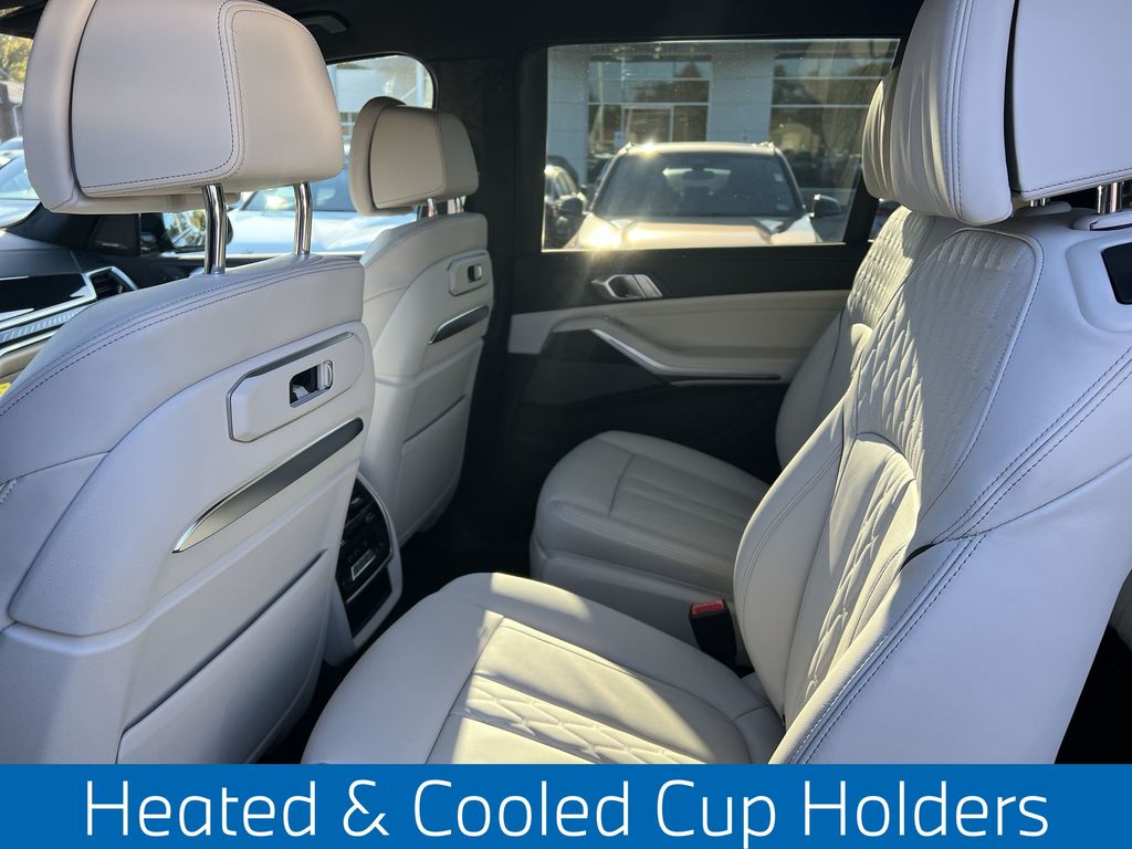 2025 Bmw X7 M60i photo 22