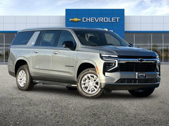 2026 Chevrolet Suburban LS photo 2