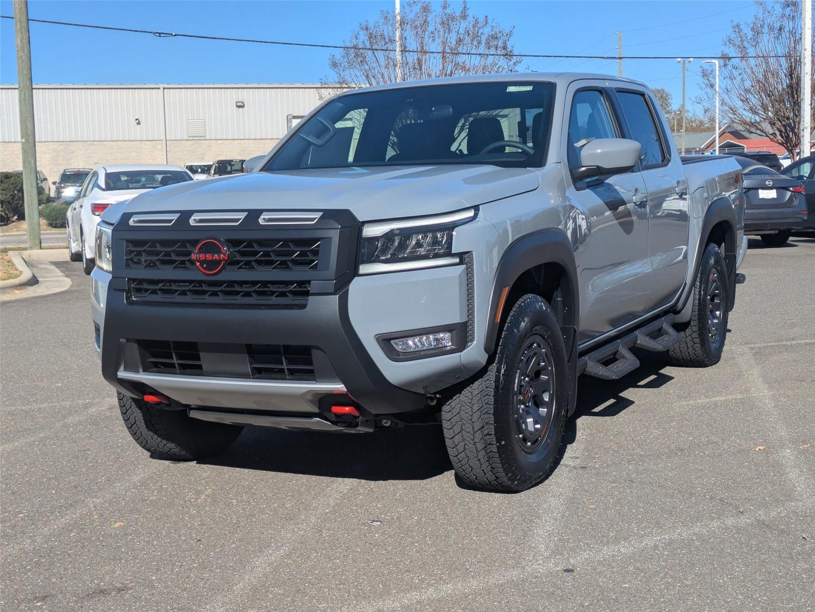 2026 Nissan Frontier PRO-4X's photo