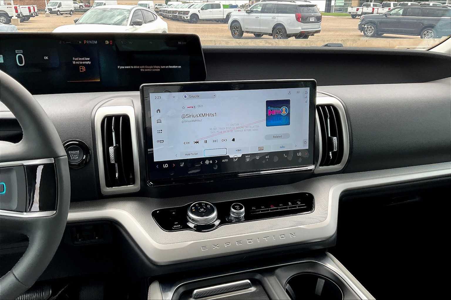 2025 Ford Expedition MAX EL photo 5