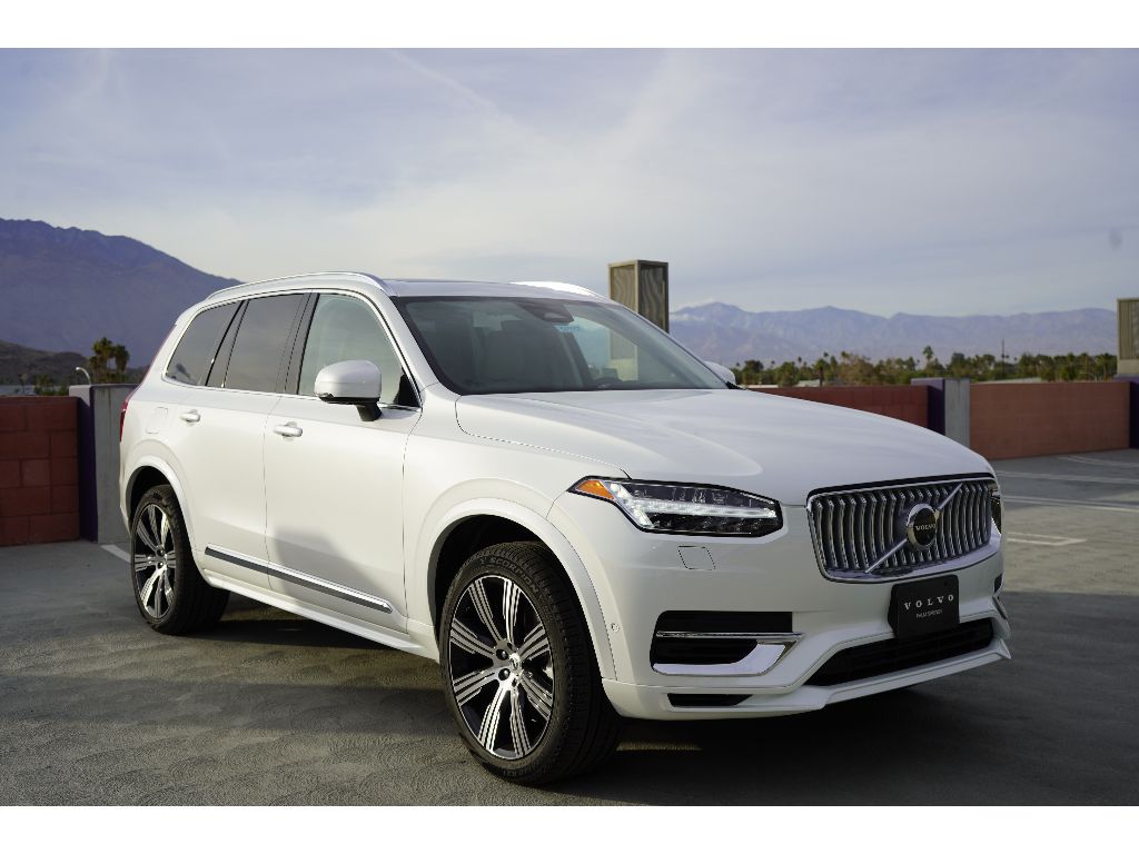 2025 Volvo XC90 Ultra's photo