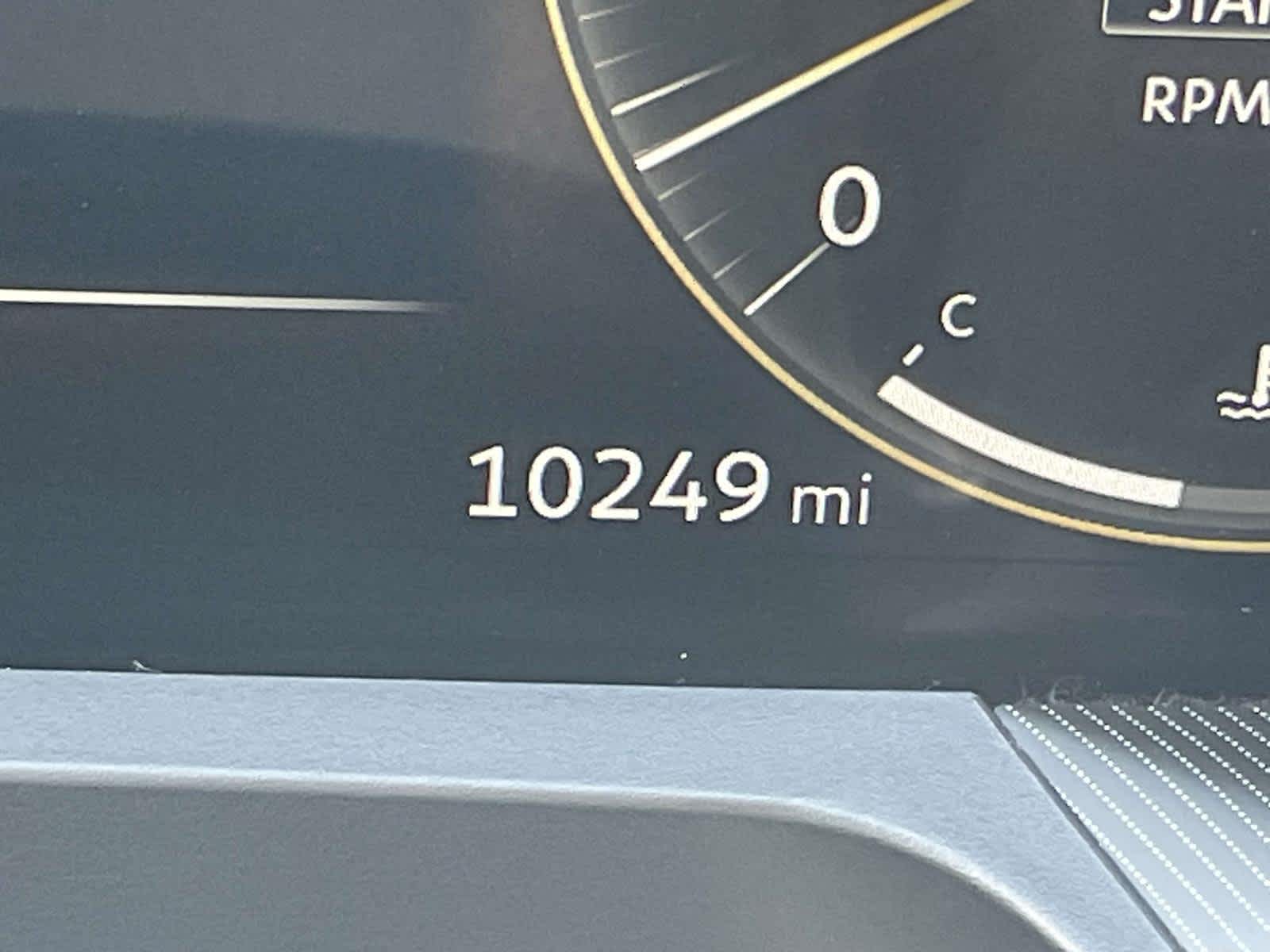 2025 Infiniti QX80 Luxe photo 32