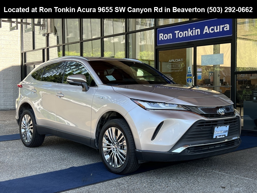 2021 Toyota Venza XLE photo 2