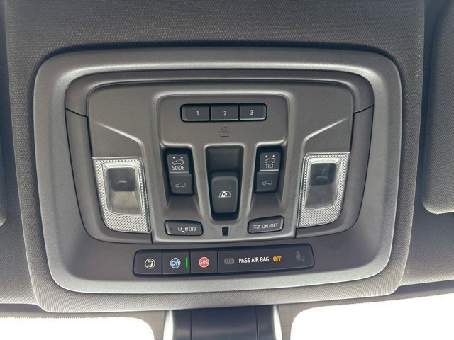 2022 Gmc Sierra 2500 HD Denali photo 3