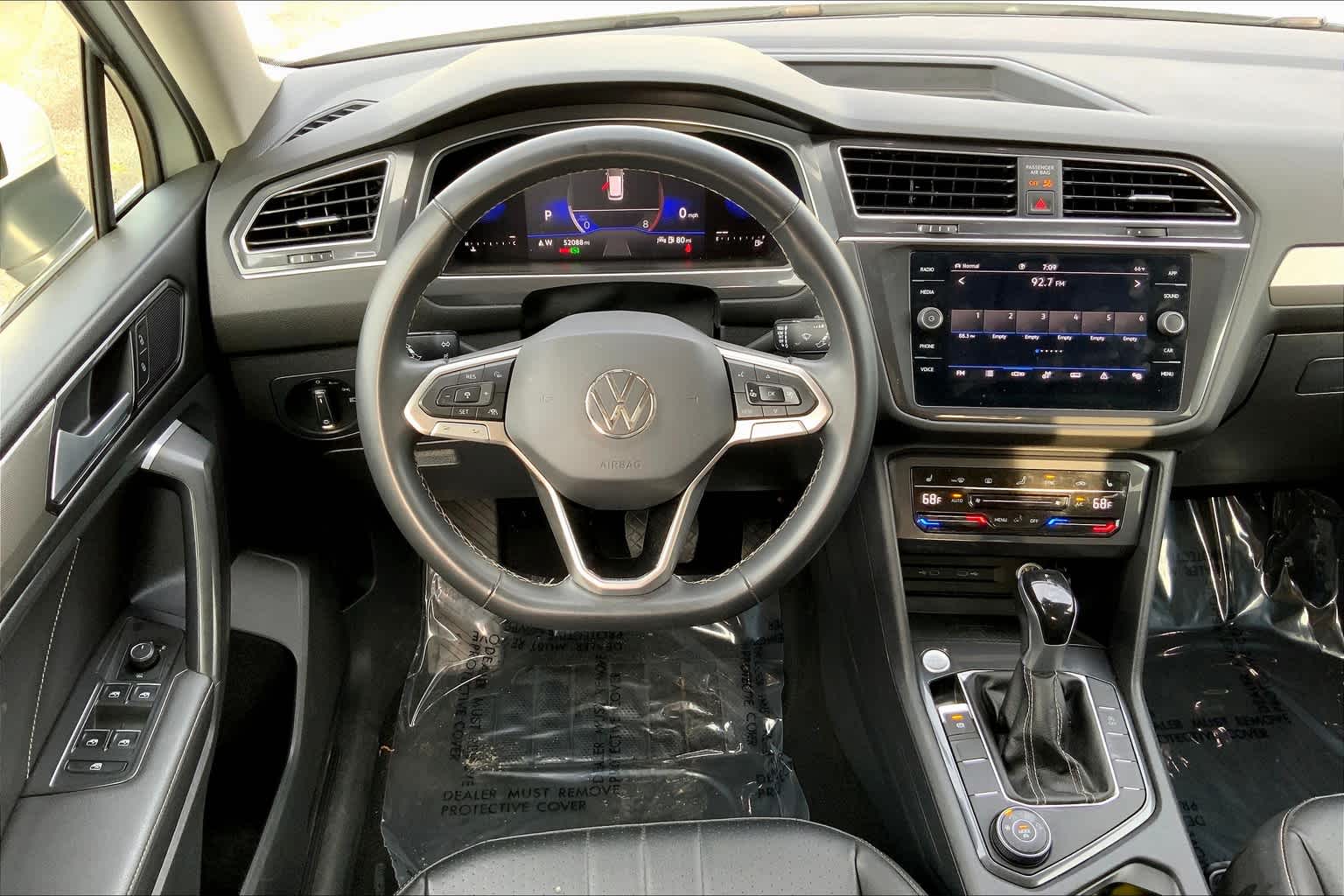 2022 Volkswagen Tiguan SE photo 5