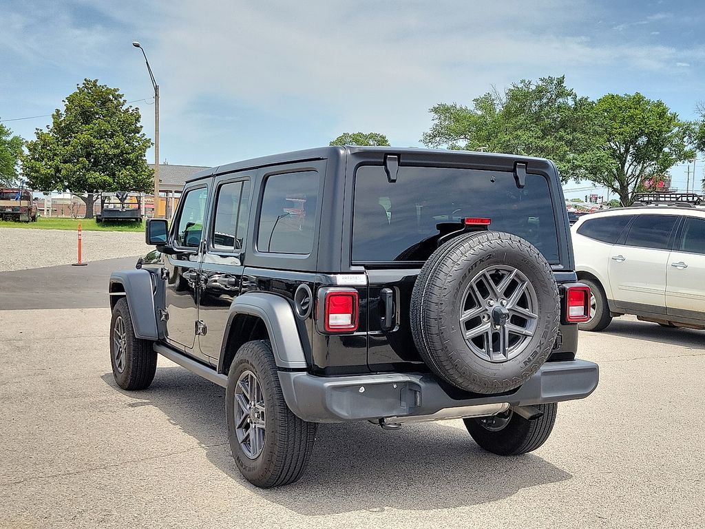 2024 Jeep Wrangler Sport S photo 4