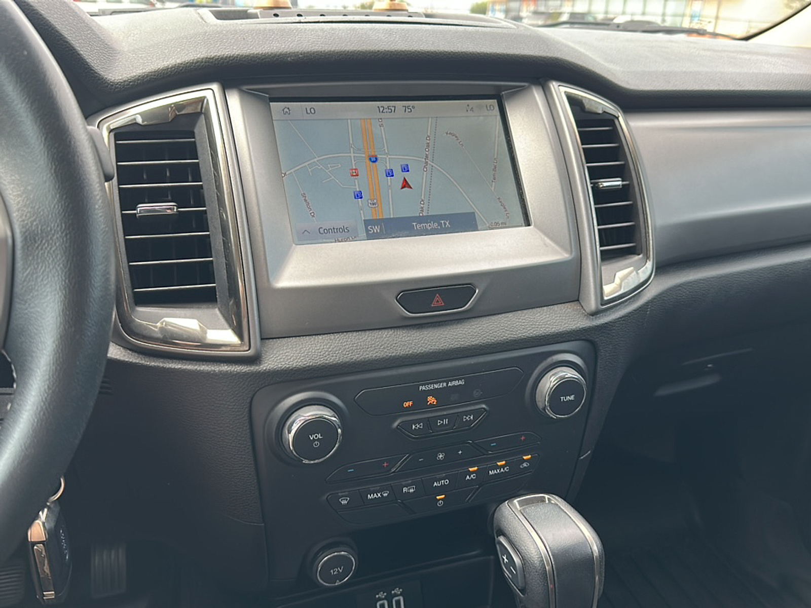 Used 2021 Orange Ford XLT image 29