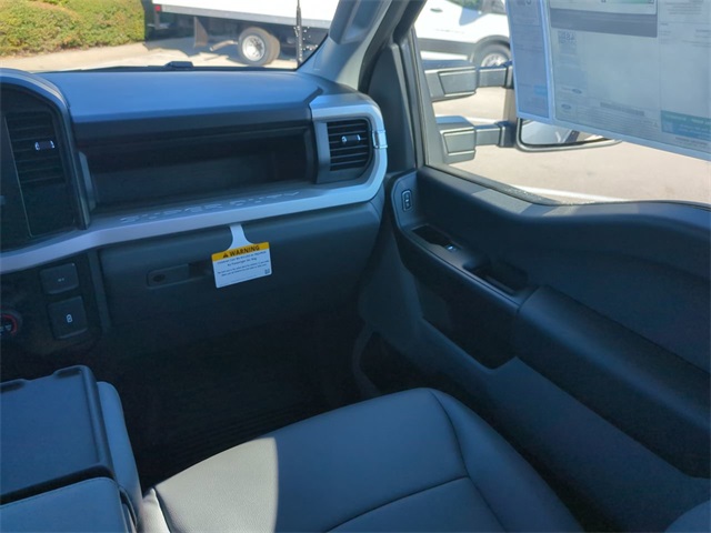 2026 Ford F-350 XL photo 16