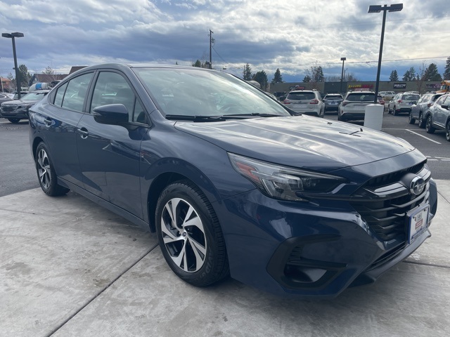2025 Subaru Legacy Premium photo 3