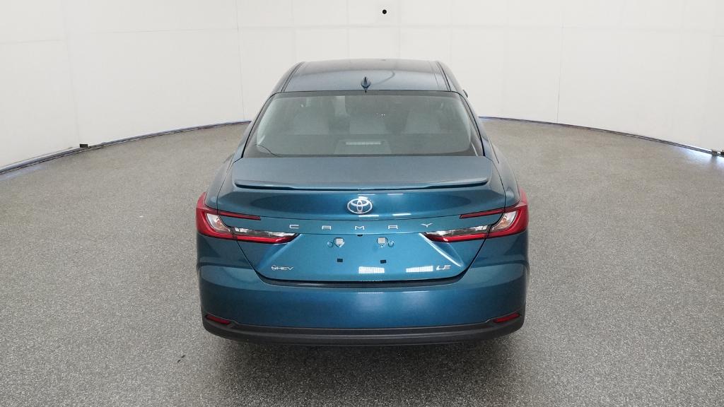 2026 Toyota Camry LE photo 18