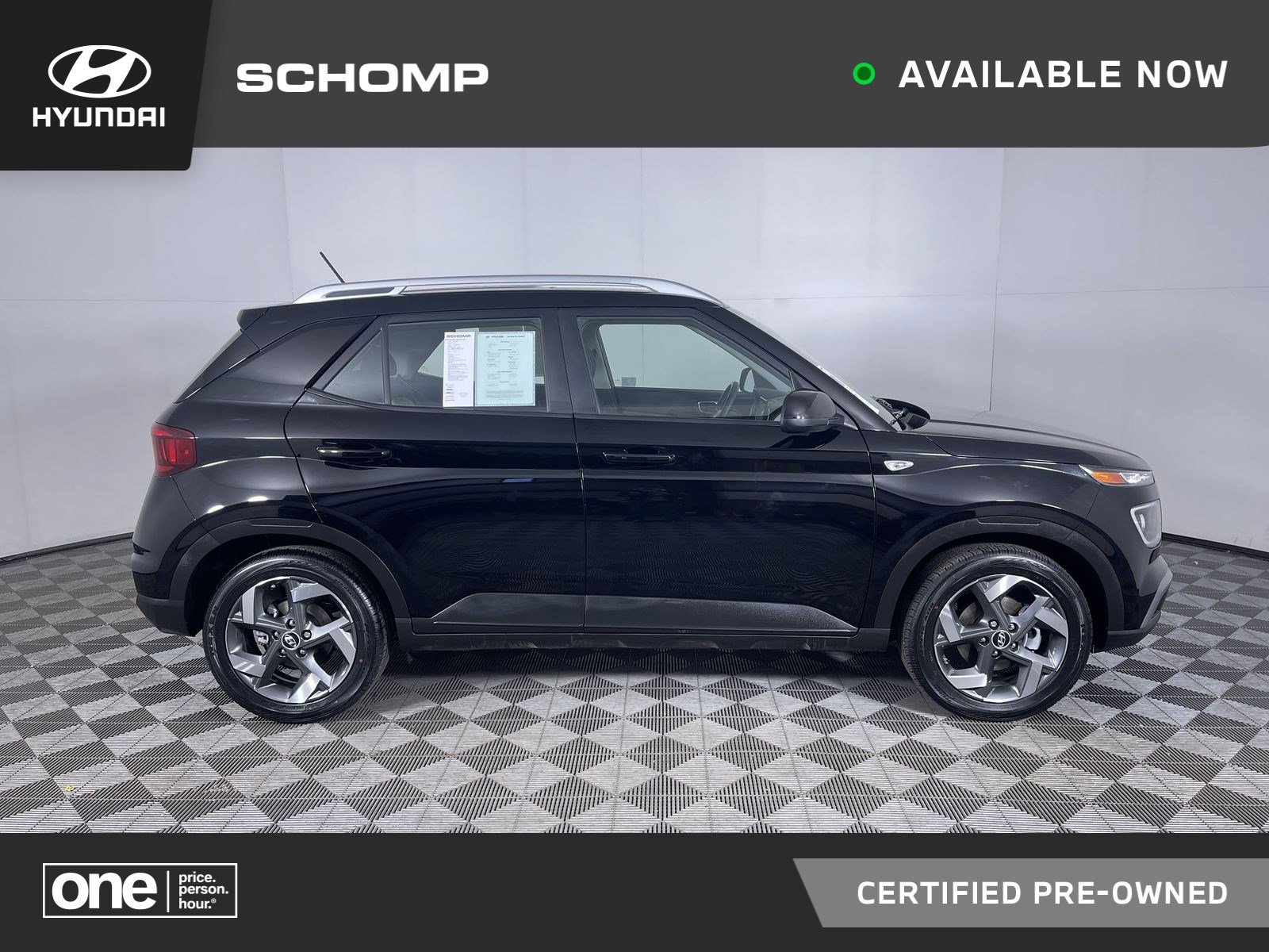 2024 Hyundai Venue SEL's photo