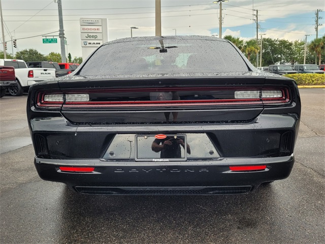 2025 Dodge Charger R/T photo 6