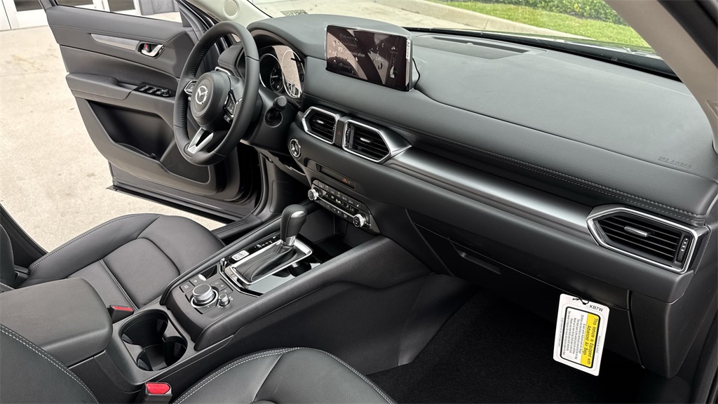 2025 Mazda CX-5 2.5 S Preferred photo 28
