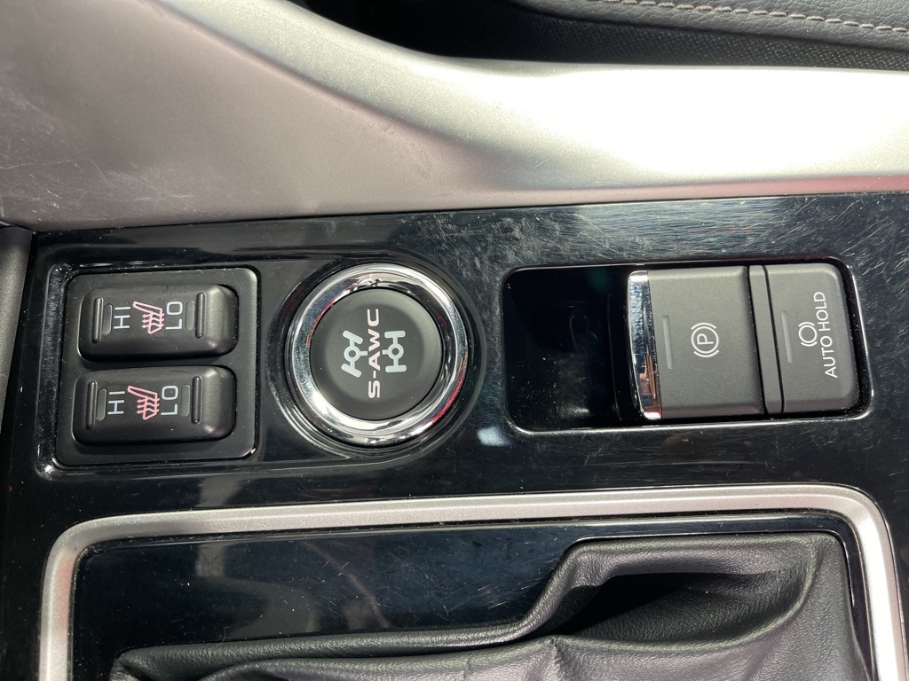 2023 Mitsubishi Outlander SE photo 11