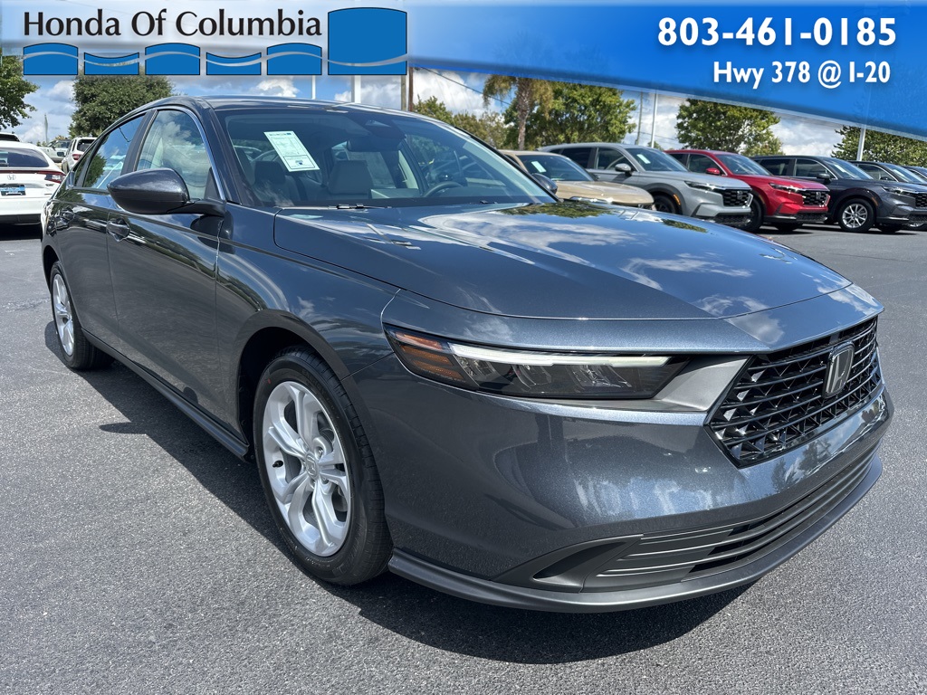 2025 Honda Accord LX's photo