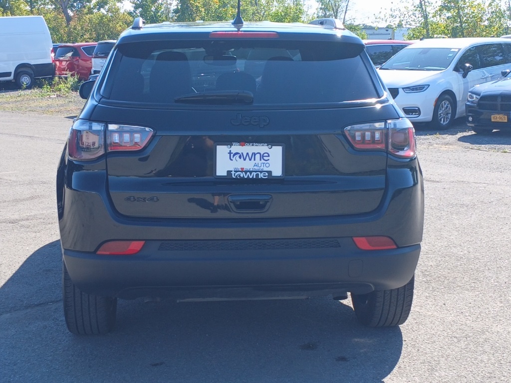 2023 Jeep Compass North Edition Latitude photo 22