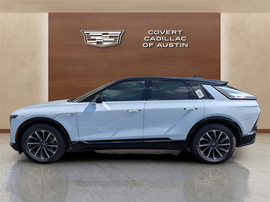 2026 Cadillac Lyriq Sport photo 3