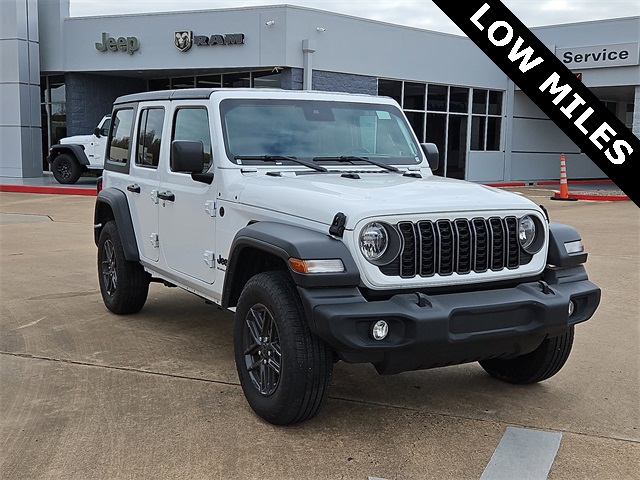 2025 Jeep Wrangler 4-Door Sport S's photo