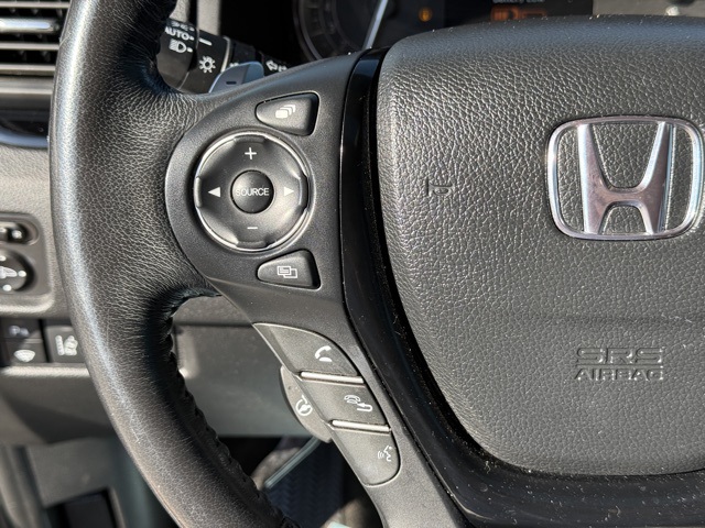 2018 Honda Pilot Touring photo 14